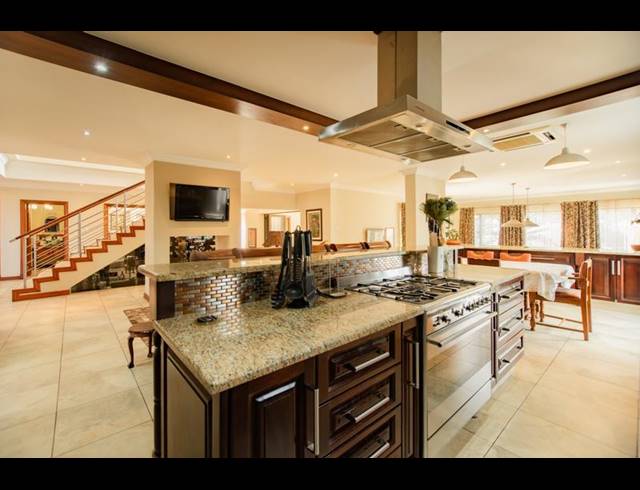 4 BEDROOM HOUSE FOR SALE IN COPPERLEAF ESTATE